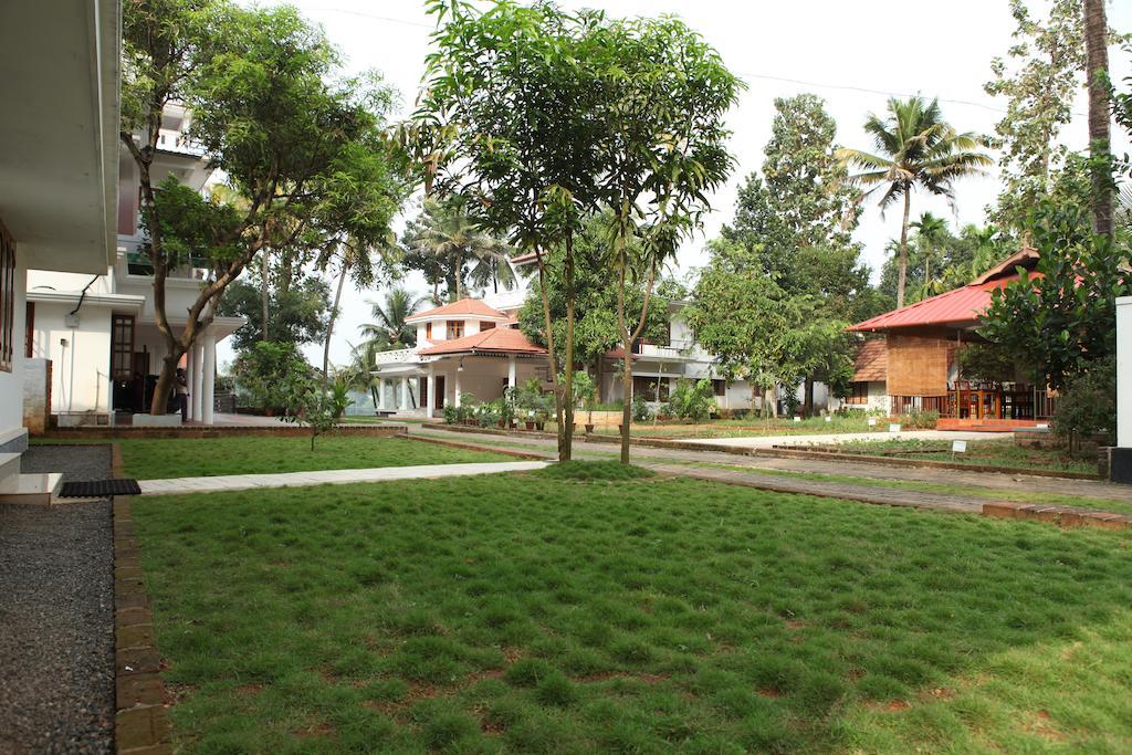 The Health Village Alwaye Dış mekan fotoğraf